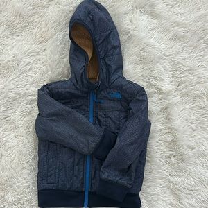 Awesome reversible The North Face boys jacket 4t